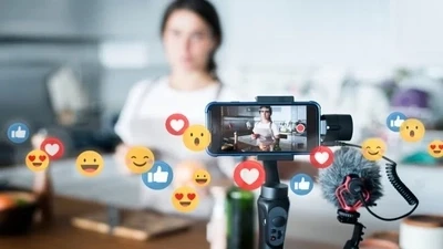 Why Live Streaming is the Future of Social Media